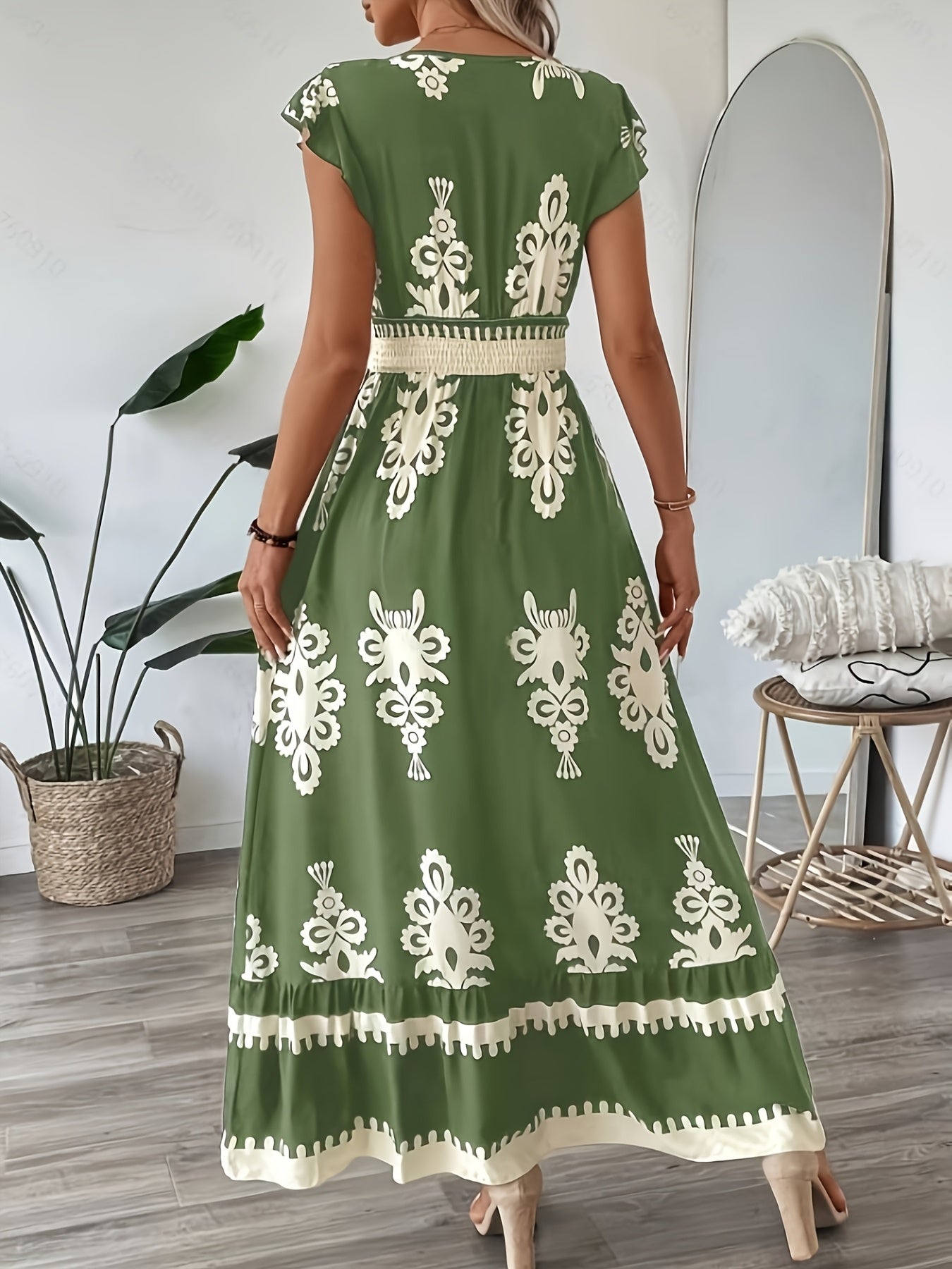 Abito estivo vintage da donna con stampa etnica | Maxi