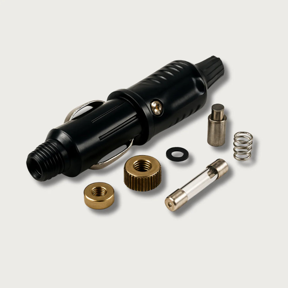 Auto GPS Blokker 12V/24V met Sigarettenaansteker Aansluiting