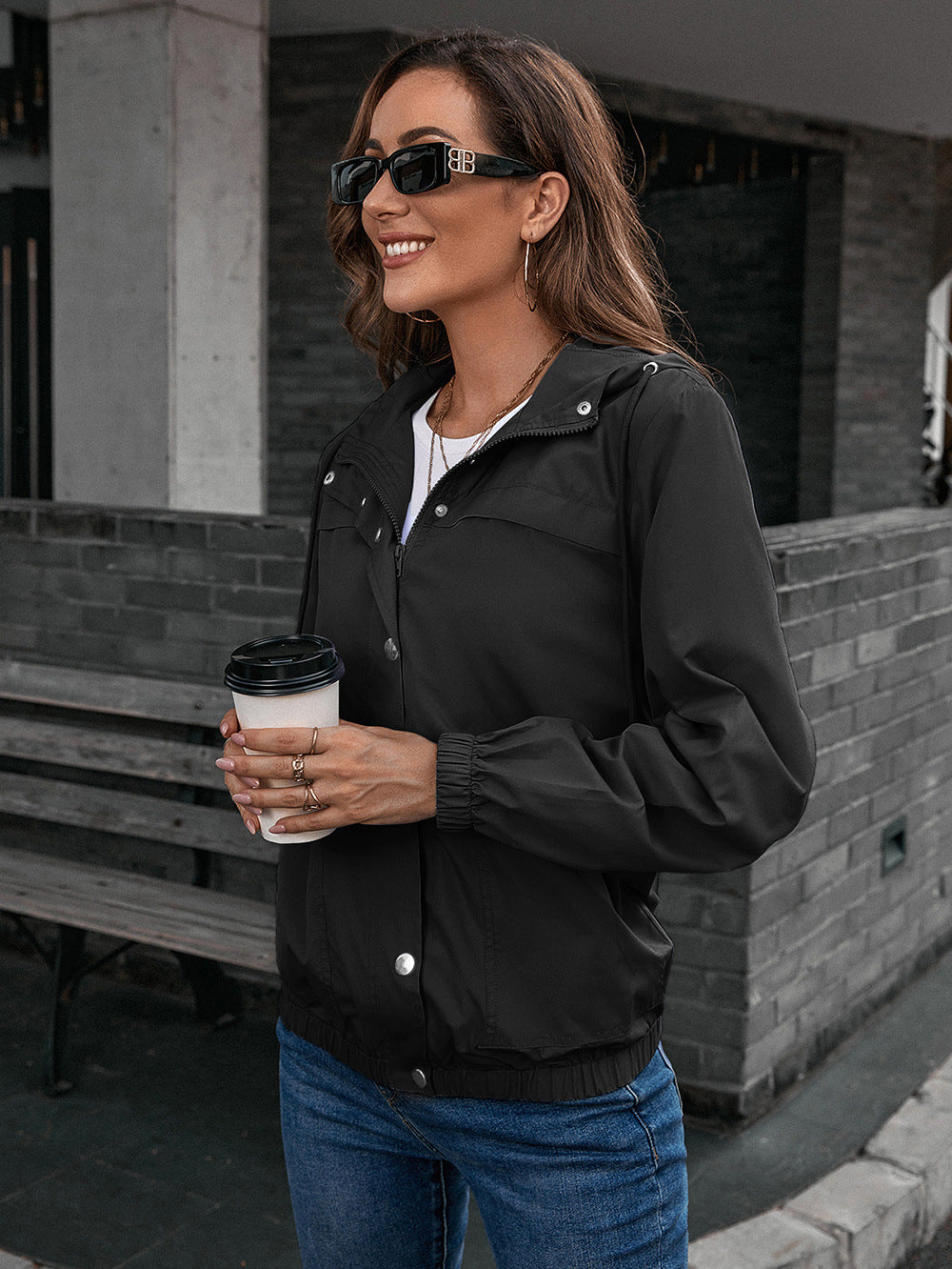 Giacca primaverile da donna | Corta, con cappuccio
