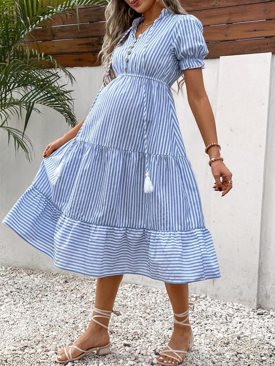 Abito estivo a righe leggero da donna con chiusura a bottoni | Midi