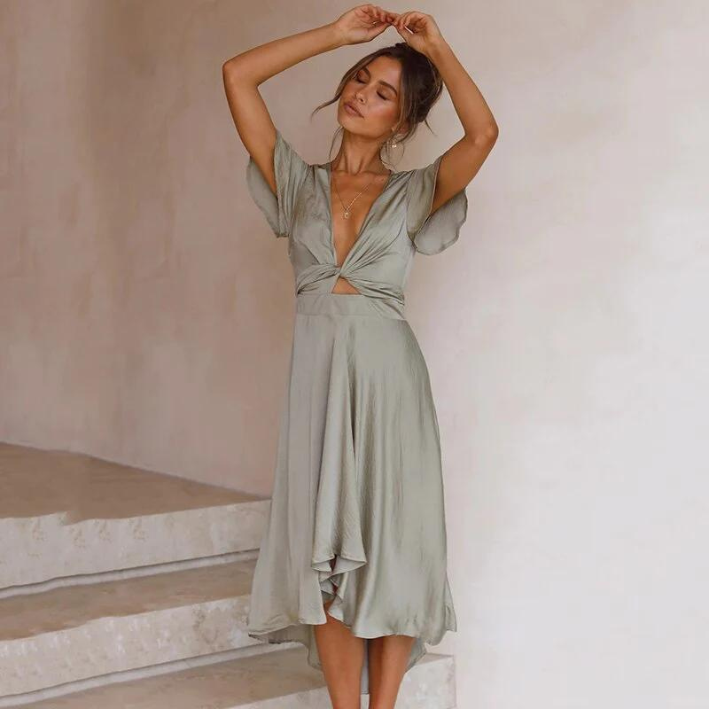 Abito estivo leggero in raso da donna con cut-out | Midi