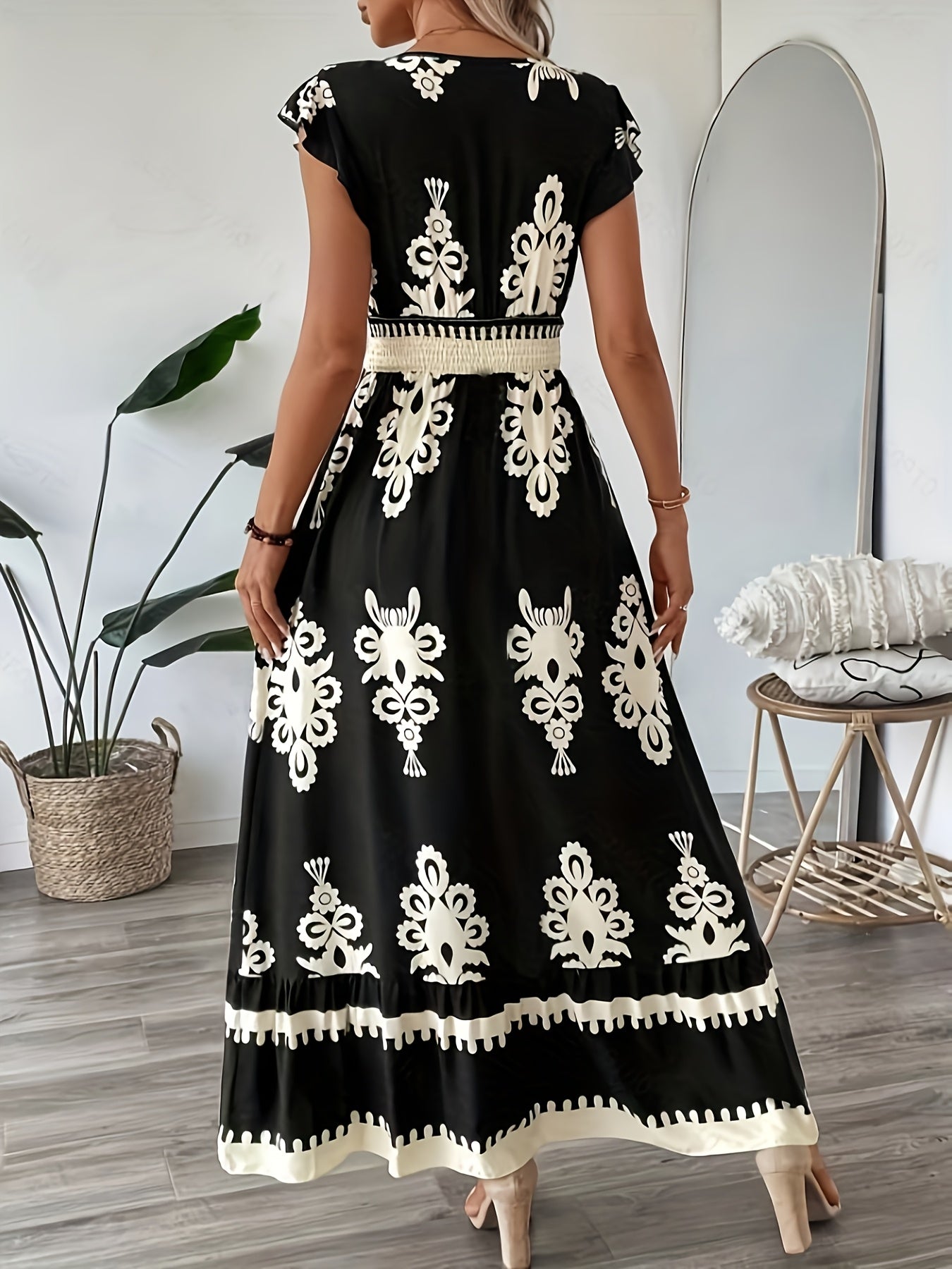 Abito estivo vintage da donna con stampa etnica | Maxi